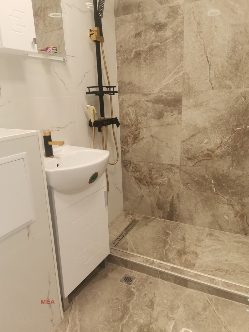 Продава  3-стаен град Плевен , Идеален център , 106 кв.м | 31313784 - изображение [5]