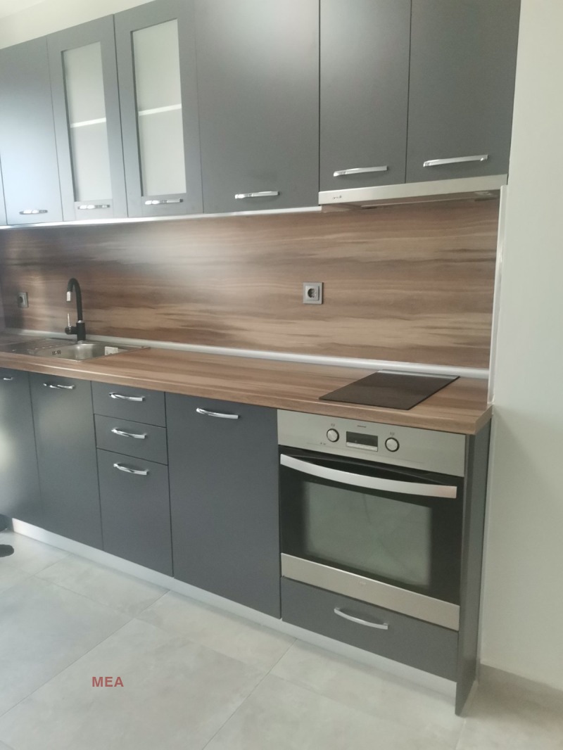 Продава  3-стаен град Плевен , Идеален център , 106 кв.м | 31313784