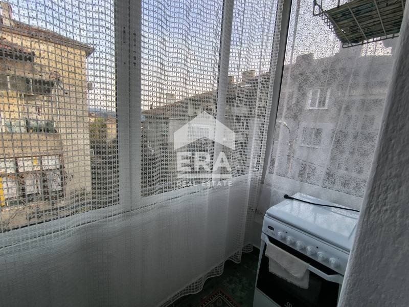 Продава 4-СТАЕН, гр. Велико Търново, Акация, снимка 6 - Апартаменти - 52649807