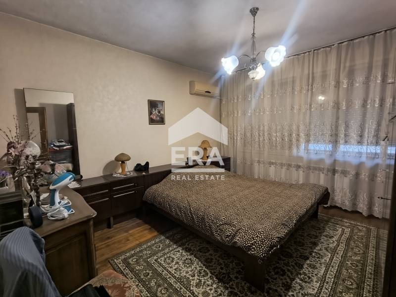 Продава 4-СТАЕН, гр. Велико Търново, Акация, снимка 8 - Апартаменти - 52649807