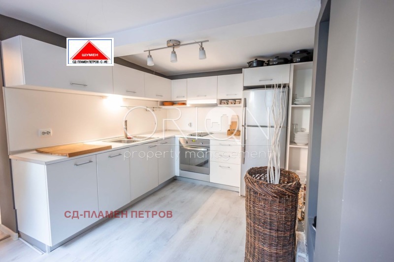 Продава КЪЩА, гр. Шумен, Макак, снимка 3 - Къщи - 53097087