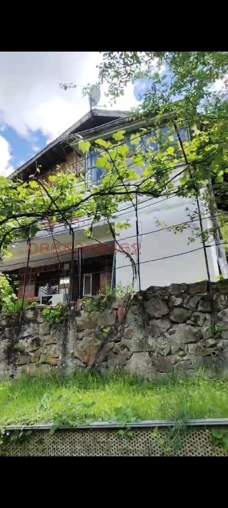Продава КЪЩА, с. Луково, област София област