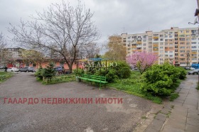 Продава 2-стаен град София Надежда 2 - [1] 