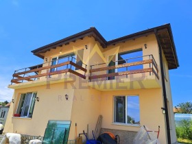 Hus Benkovski, region Varna