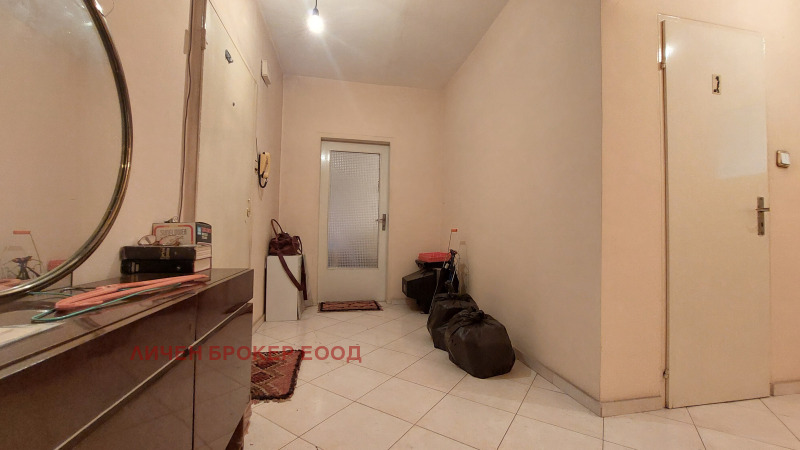 Na sprzedaż  1 sypialnia Sofia , Ljulin 10 , 66 mkw | 87179048 - obraz [11]