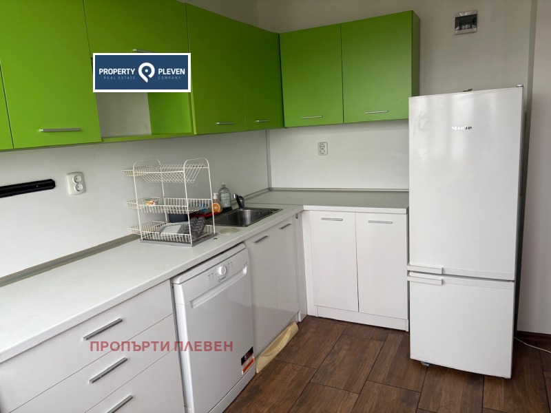 Продава 3-СТАЕН, гр. Плевен, Широк център