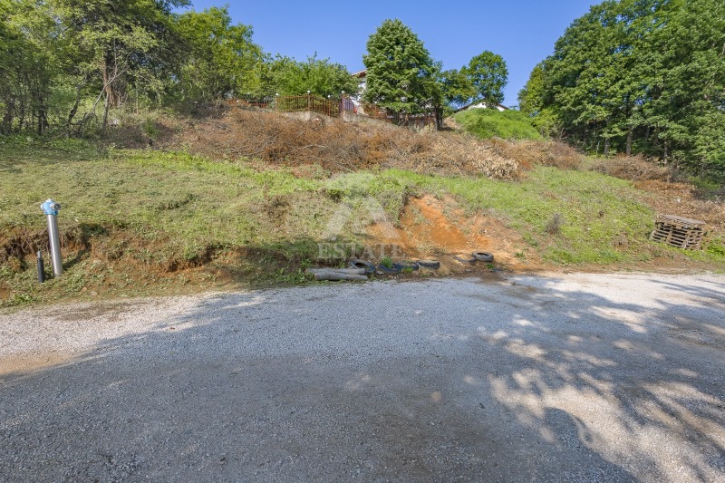 Zu verkaufen  Handlung region Sofia , Swoge , 1350 qm | 65361674 - Bild [2]