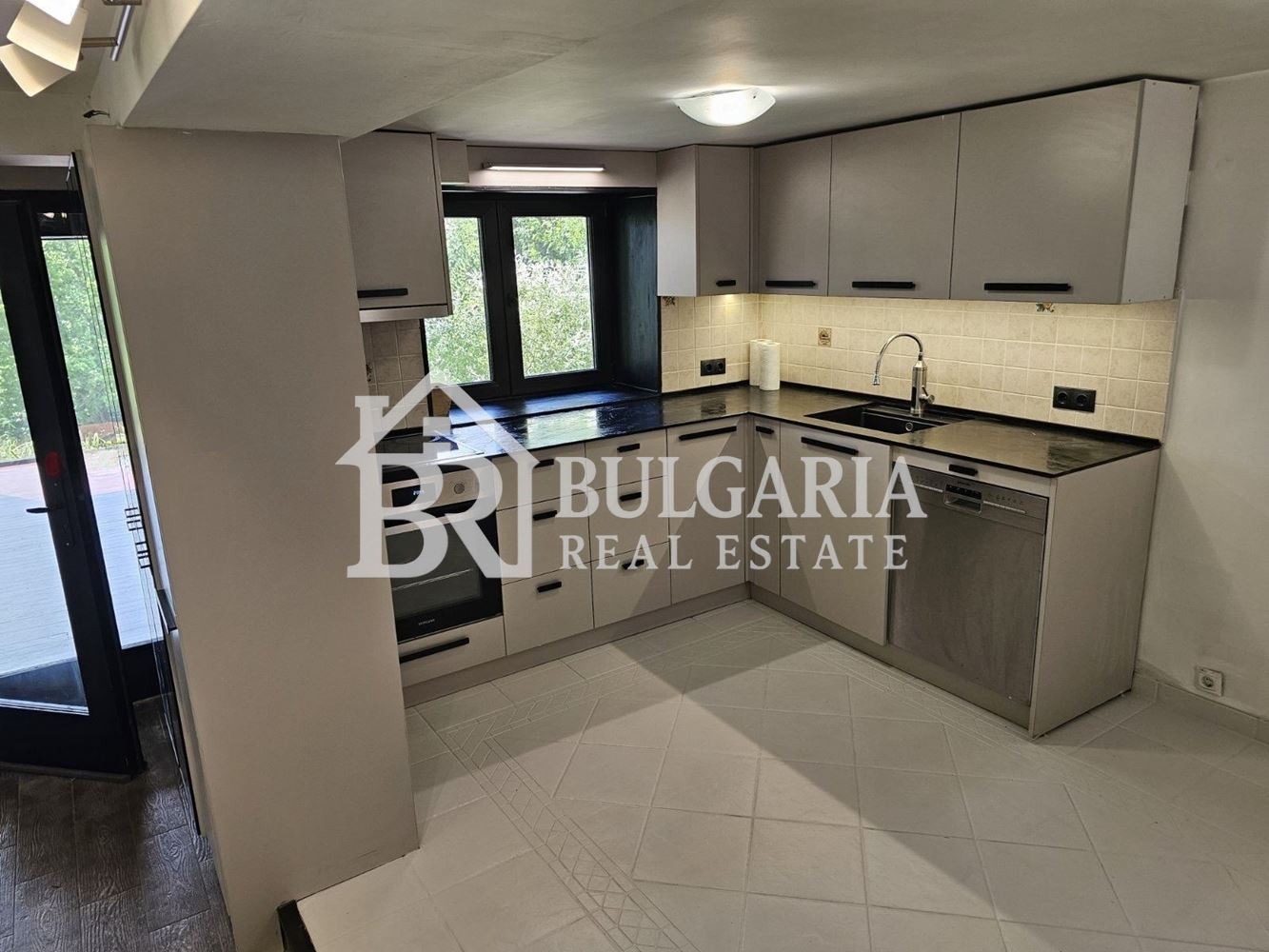 Продава КЪЩА, гр. София, с. Панчарево, снимка 8 - Къщи - 55228912