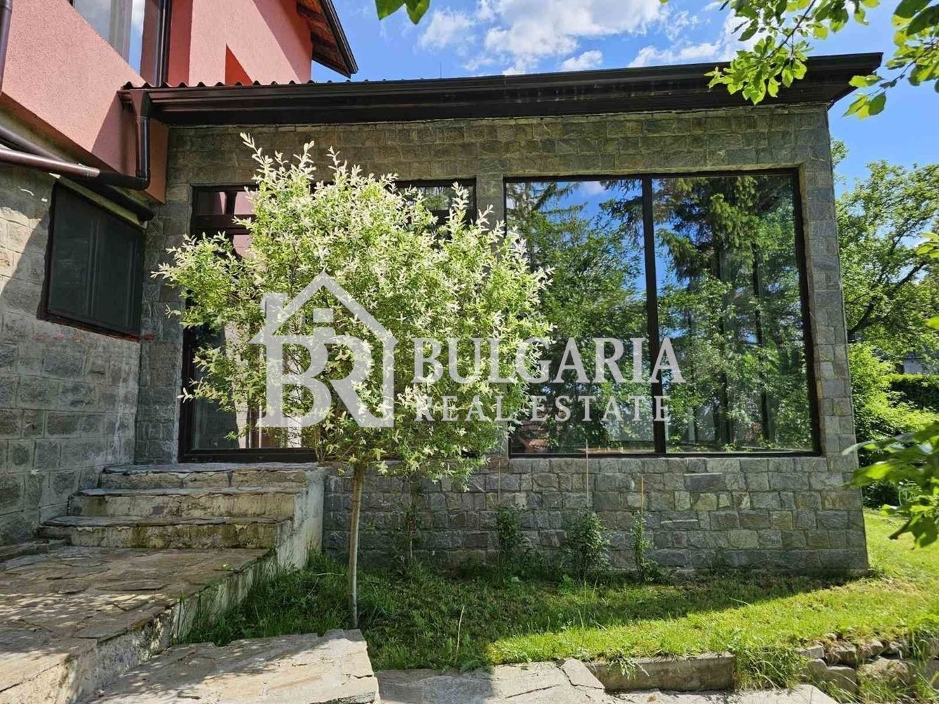 Продава КЪЩА, гр. София, с. Панчарево