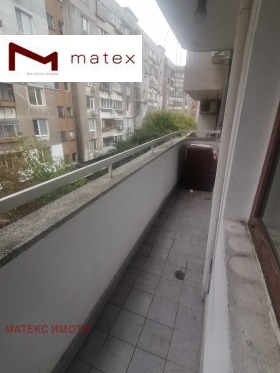 3 bedroom Lyatno kino Trakiya, Varna 9