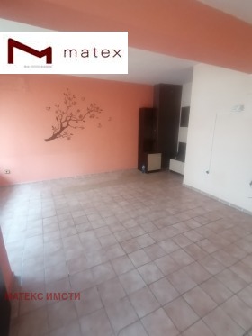 3 bedroom Lyatno kino Trakiya, Varna 3