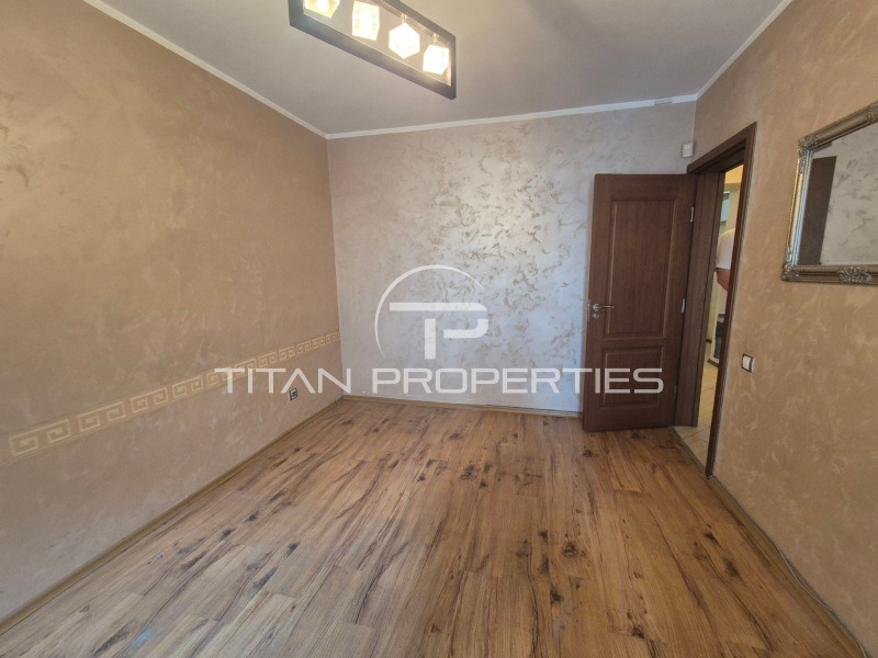 Til salgs  2 soverom Plovdiv , Kjusjuk Parisj , 85 kvm | 67931658 - bilde [3]