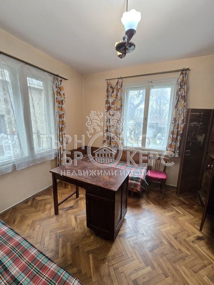 Продава 4-СТАЕН, гр. Велико Търново, Център, снимка 2 - Апартаменти - 54026531