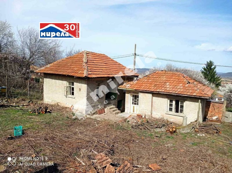 Продава КЪЩА, с. Джулюница, област Велико Търново, снимка 2 - Къщи - 40897944
