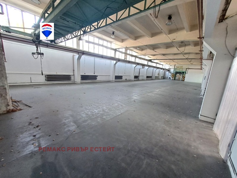 Продава ПРОМ. ПОМЕЩЕНИЕ, гр. Русе, Родина 1