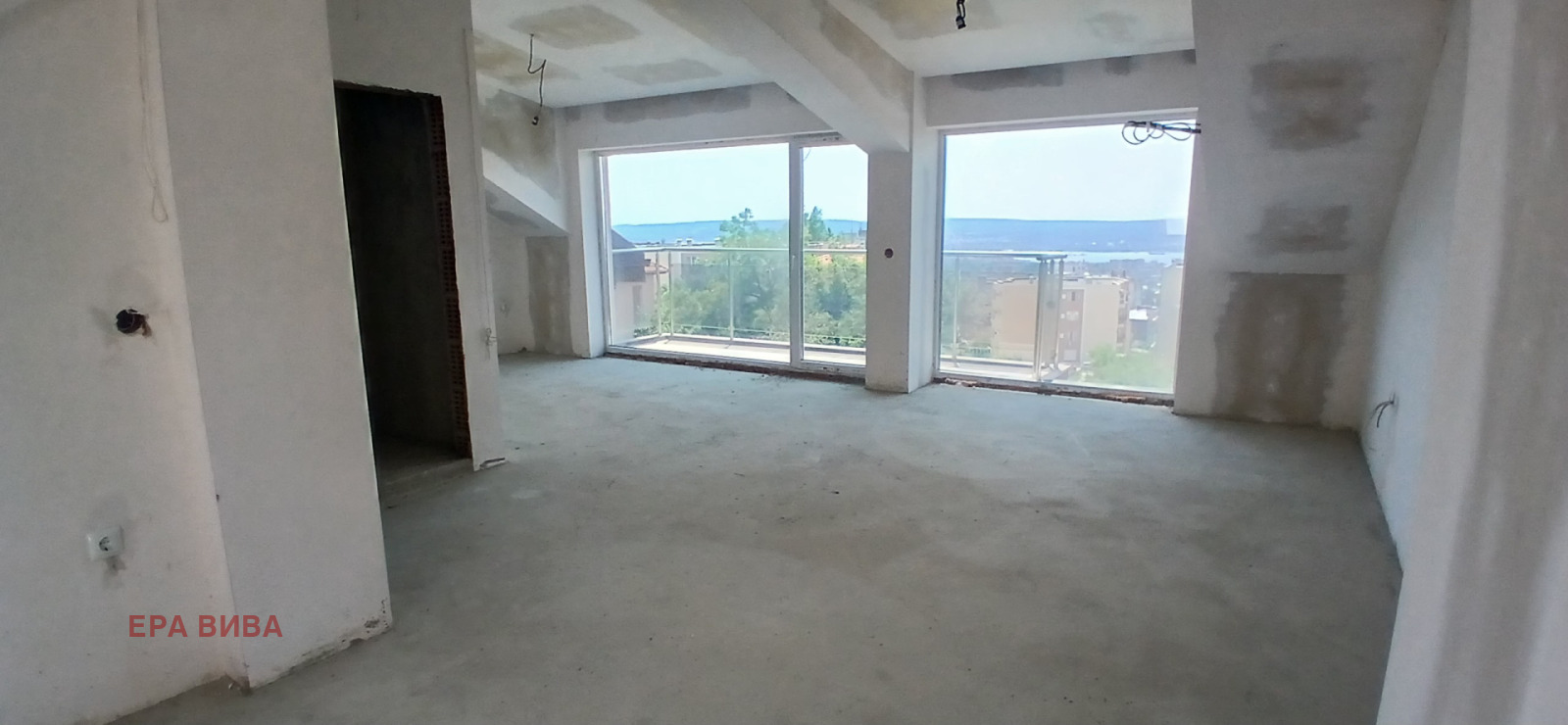 Продава КЪЩА, гр. Варна, м-т Пчелина, снимка 17 - Къщи - 54068810