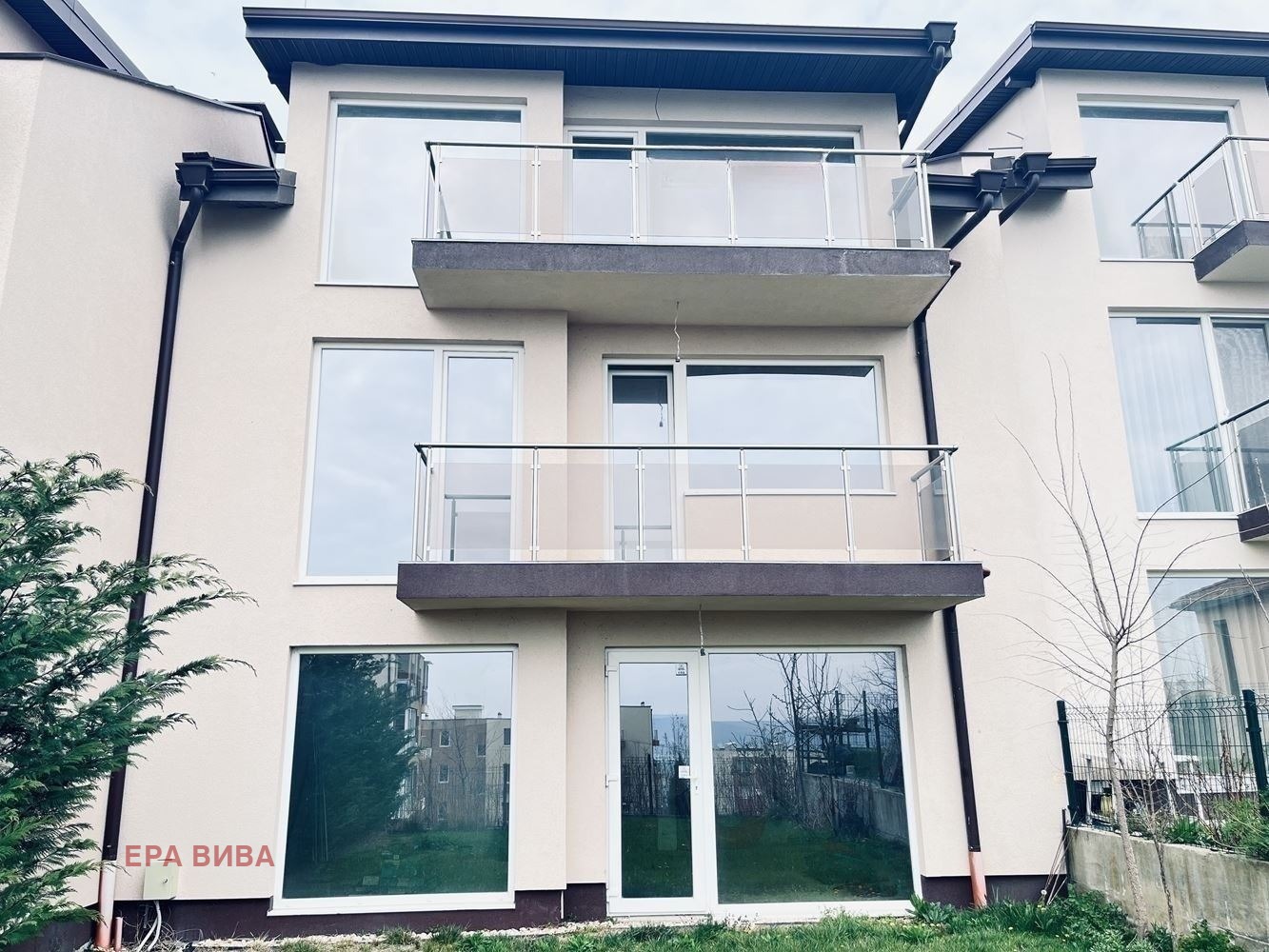 Продава КЪЩА, гр. Варна, м-т Пчелина, снимка 2 - Къщи - 54068810