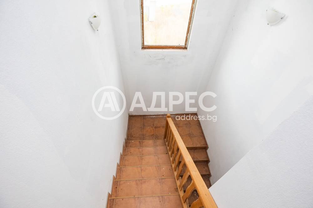 Продава КЪЩА, с. Църква, област Добрич, снимка 3 - Къщи - 55090964