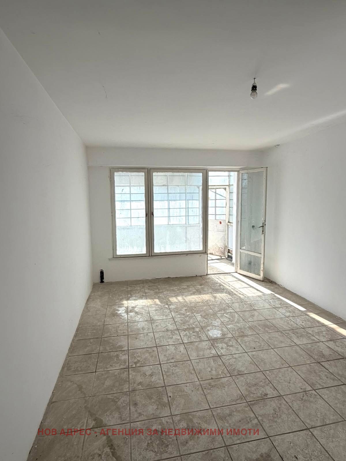 Продава МАГАЗИН, гр. Търговище, Запад 3, снимка 2 - Магазини - 52489175