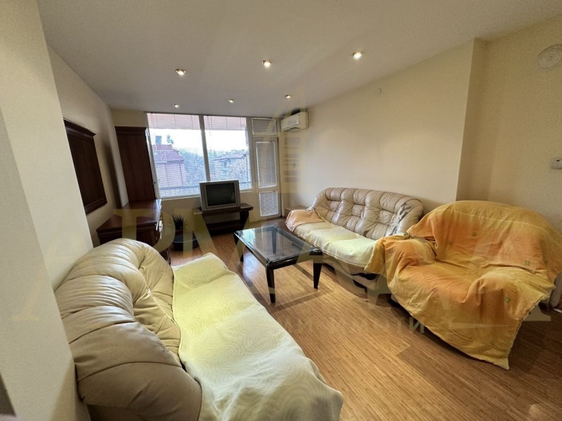 Eladó  2 hálószobás Plovdiv , Kjucsuk Parizs , 100 négyzetméter | 96882292 - kép [2]