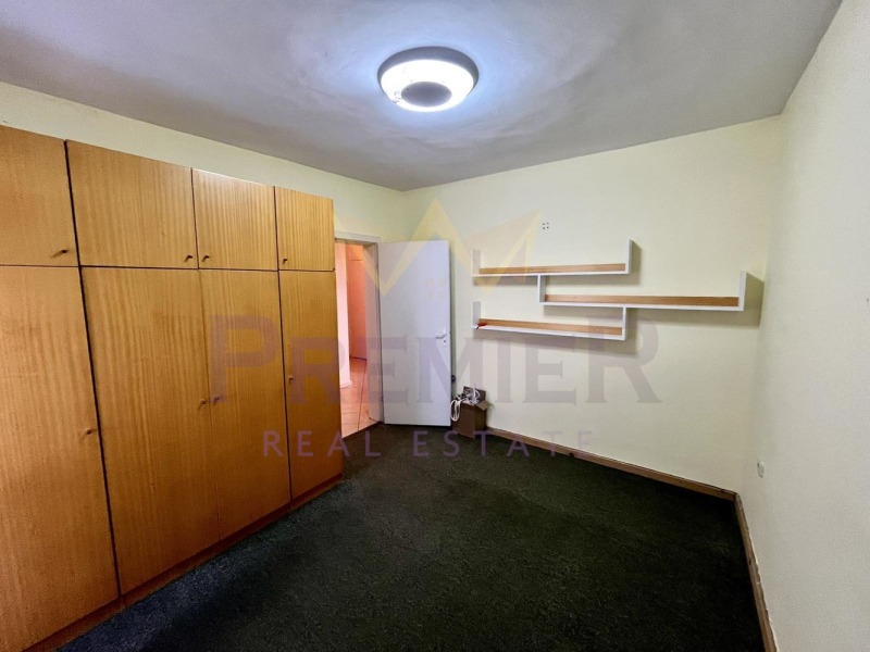 Til salg  2 soveværelser Dobrich , Tsentar , 74 kvm | 97967942 - billede [8]