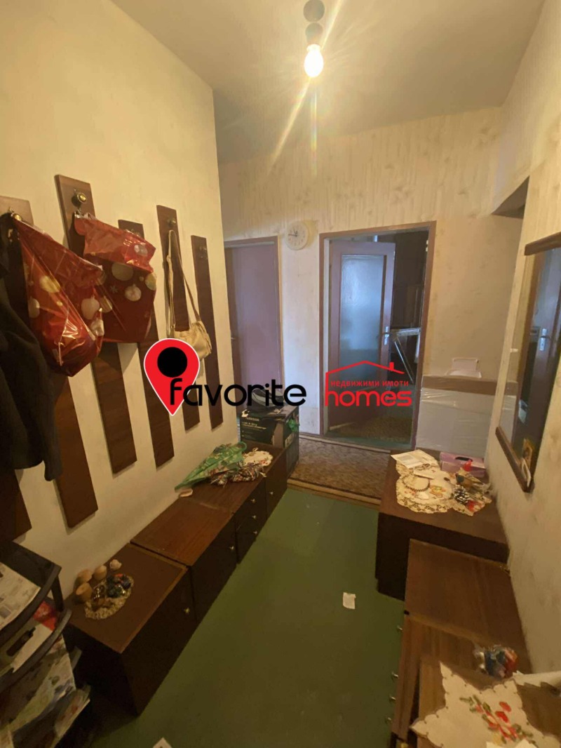 Продава 3-СТАЕН, гр. Шумен, Добруджански, снимка 2 - Апартаменти - 53188499