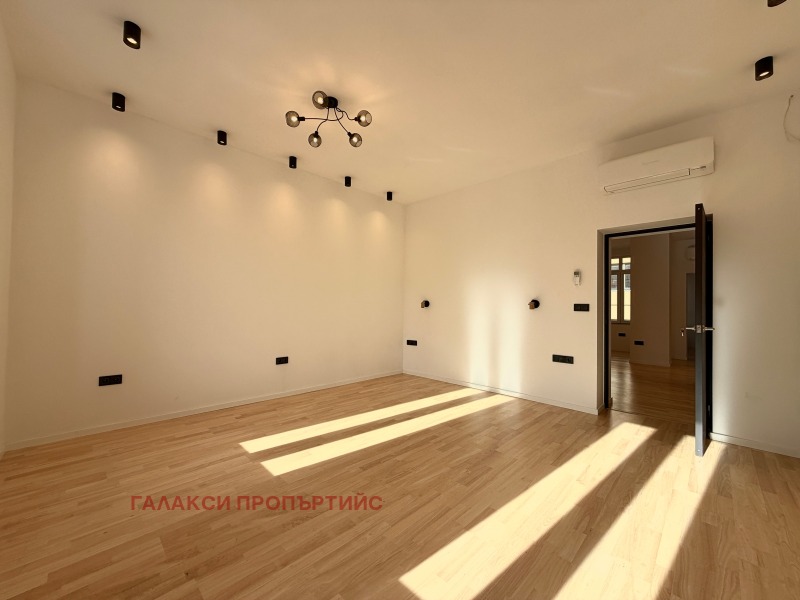 Til salgs  Maisonette Sofia , Tsentar , 183 kvm | 40150412 - bilde [3]