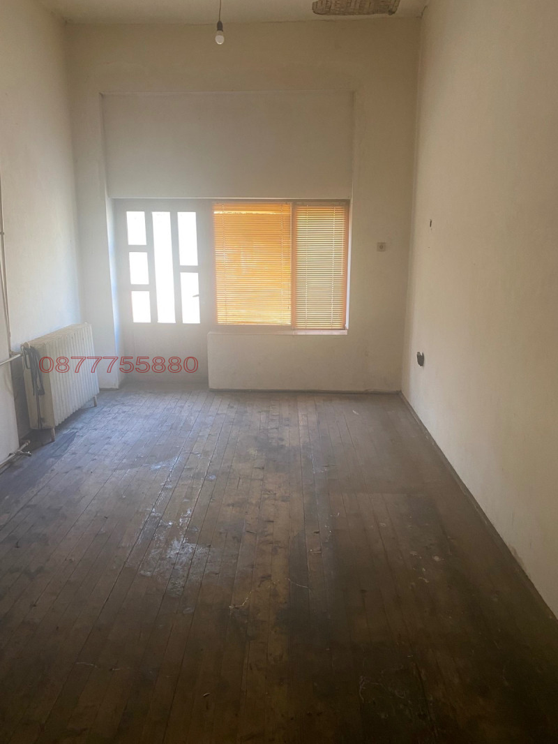 Продава КЪЩА, с. Николаево, област Плевен, снимка 11 - Къщи - 52779915