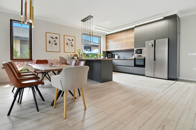 Продава  Къща област Пловдив , с. Радиново , 245 кв.м | 70504099 - изображение [8]