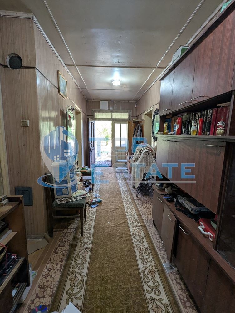 Продава КЪЩА, с. Поликраище, област Велико Търново, снимка 12 - Къщи - 51061580