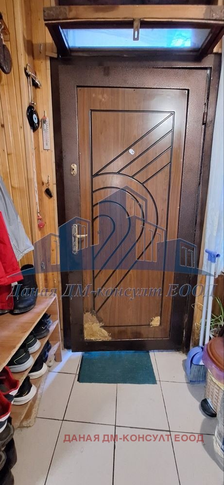 Продава КЪЩА, гр. Шумен, Център, снимка 3 - Къщи - 56715958