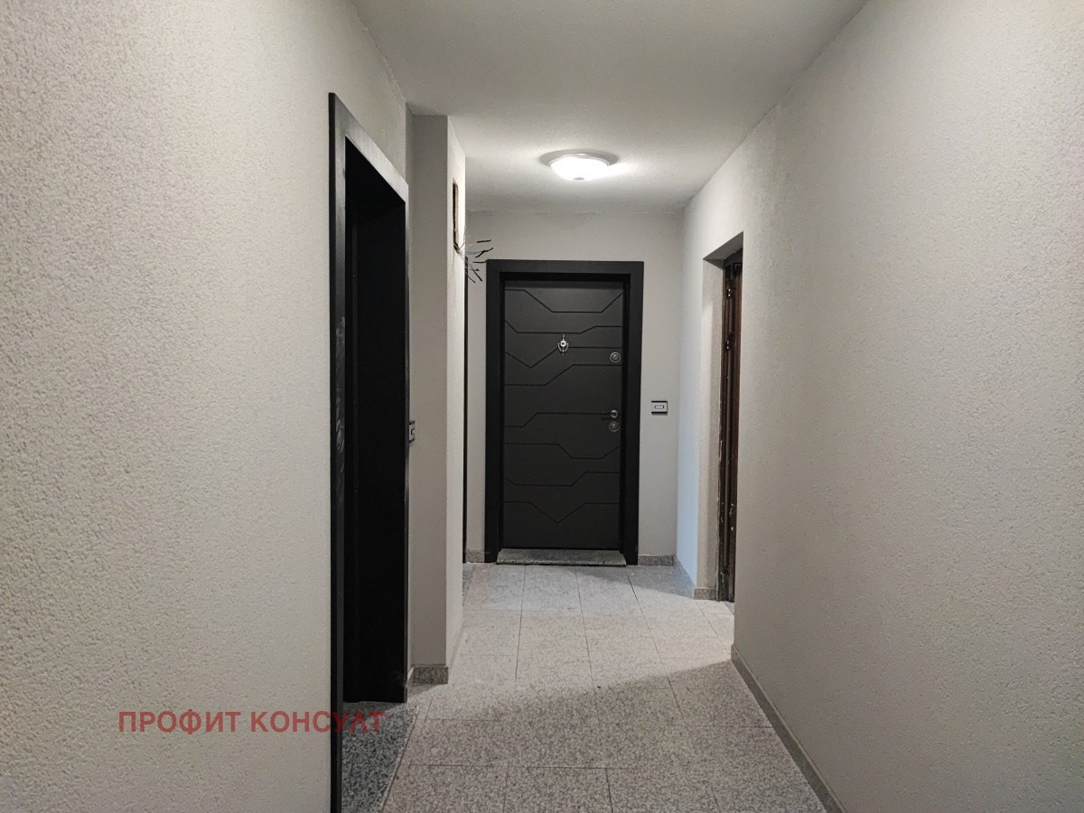 Продава 2-СТАЕН, гр. Велико Търново, Център, снимка 7 - Апартаменти - 55185896