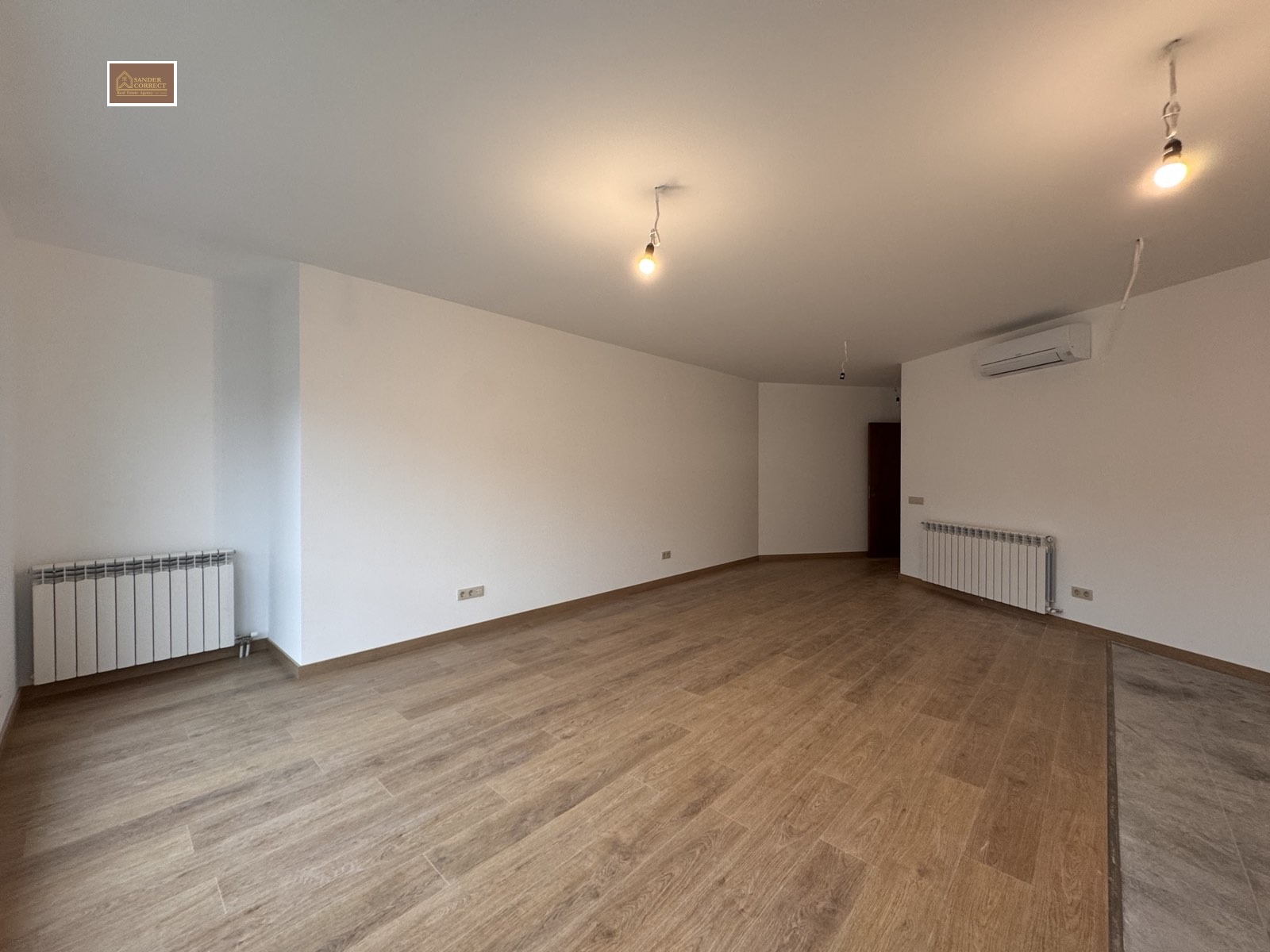 Продава 3-СТАЕН, гр. София, Лозенец, снимка 2 - Апартаменти - 53203192