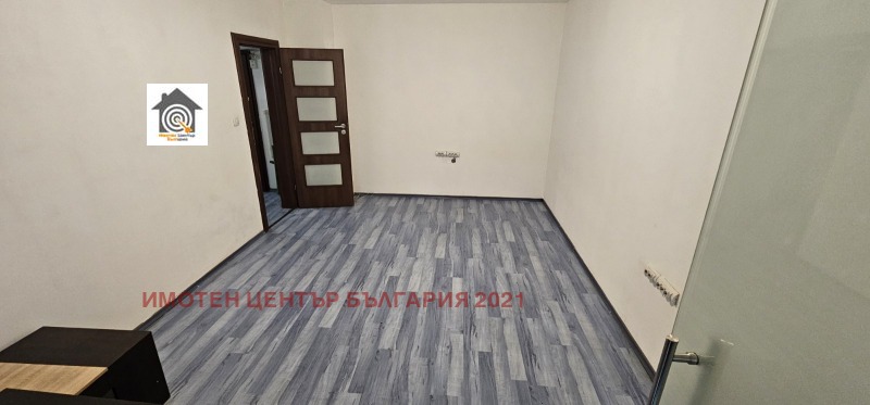 Продава  2-стаен, град София, Банишора •  149 999 EUR • ID 85144816 — holmes.bg - [1] 