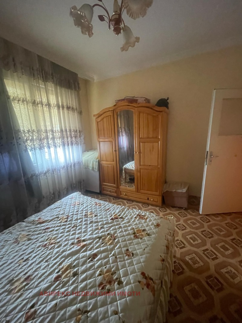 Продается  1 спальня Пловдив , Изгрев , 63 кв.м | 37614729 - изображение [2]