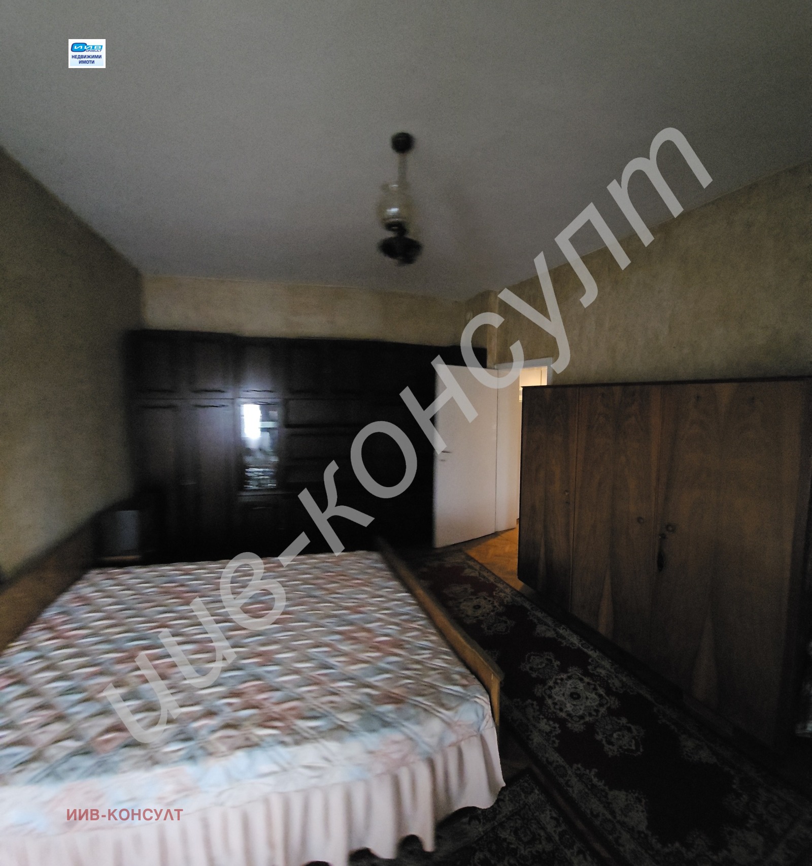 Продава ЕТАЖ ОТ КЪЩА, гр. Велико Търново, Център, снимка 4 - Етаж от къща - 54288303