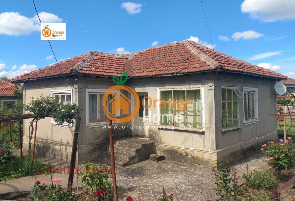 Продава КЪЩА, с. Царичино, област Добрич