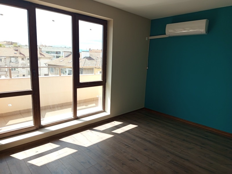 Продава 3-СТАЕН, гр. Казанлък, област Стара Загора, снимка 7 - Апартаменти - 52929009