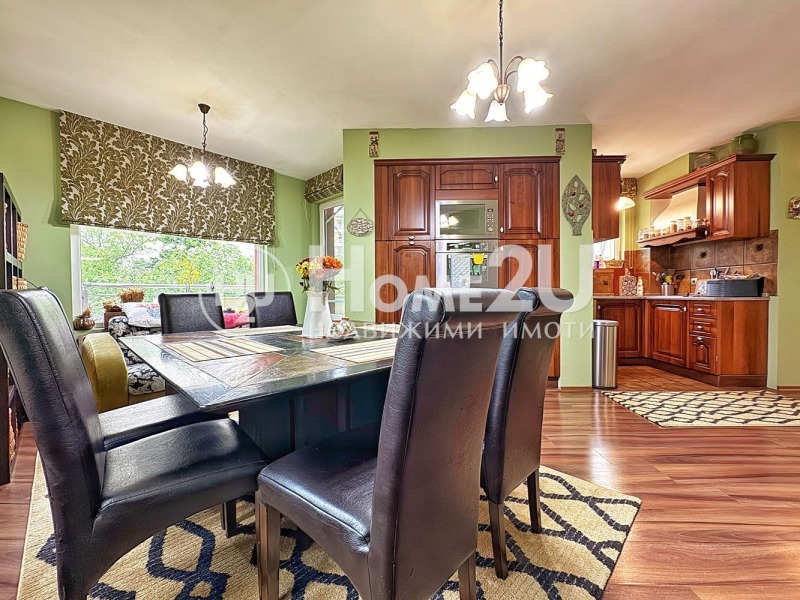Te koop  3 slaapkamers Plovdiv , Karsjijaka , 160 m² | 71278825