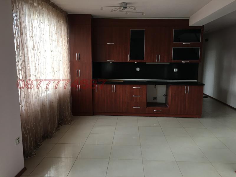 Продава МНОГОСТАЕН, гр. Варна, Център, снимка 5 - Апартаменти - 54383998