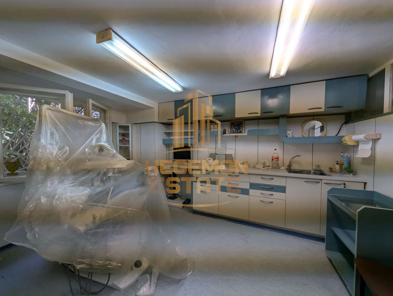 Продава ОФИС, гр. Варна, Лятно кино Тракия, снимка 2 - Офиси - 54853551