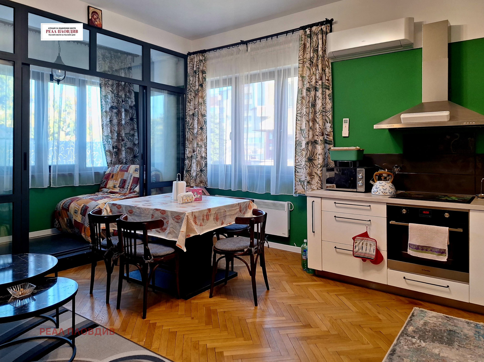 Продава ЕТАЖ ОТ КЪЩА, гр. Пловдив, Център, снимка 9 - Етаж от къща - 56748045