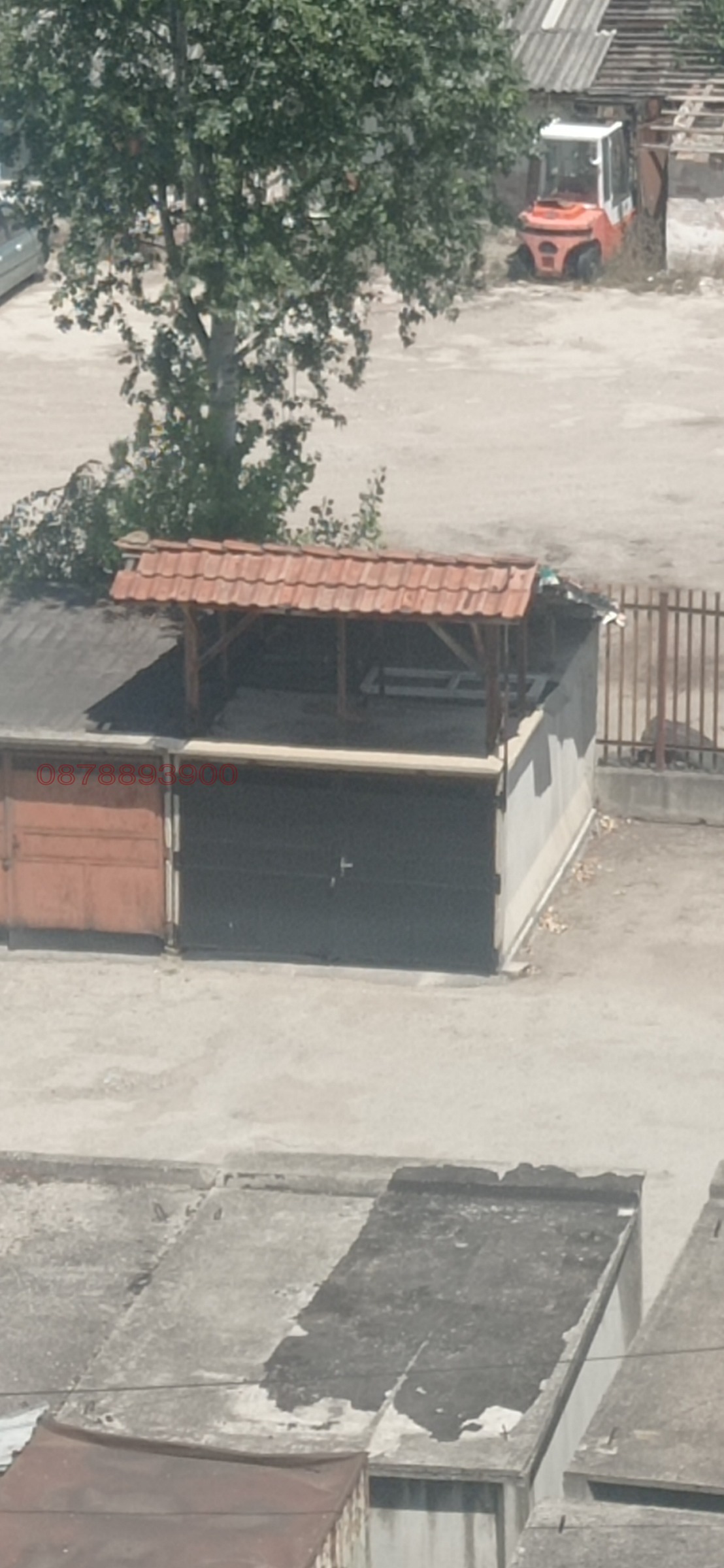 Продава ГАРАЖ, ПАРКОМЯСТО, гр. Ловеч, Широк център, снимка 2 - Гаражи и паркоместа - 54309623