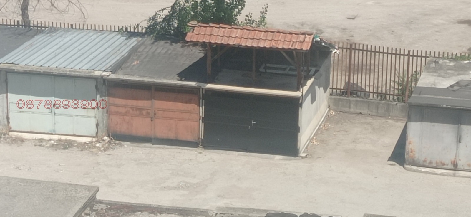 Продава ГАРАЖ, ПАРКОМЯСТО, гр. Ловеч, Широк център, снимка 3 - Гаражи и паркоместа - 54309623