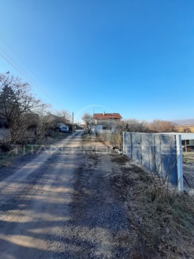 Plott Petarsj, region Sofia 4