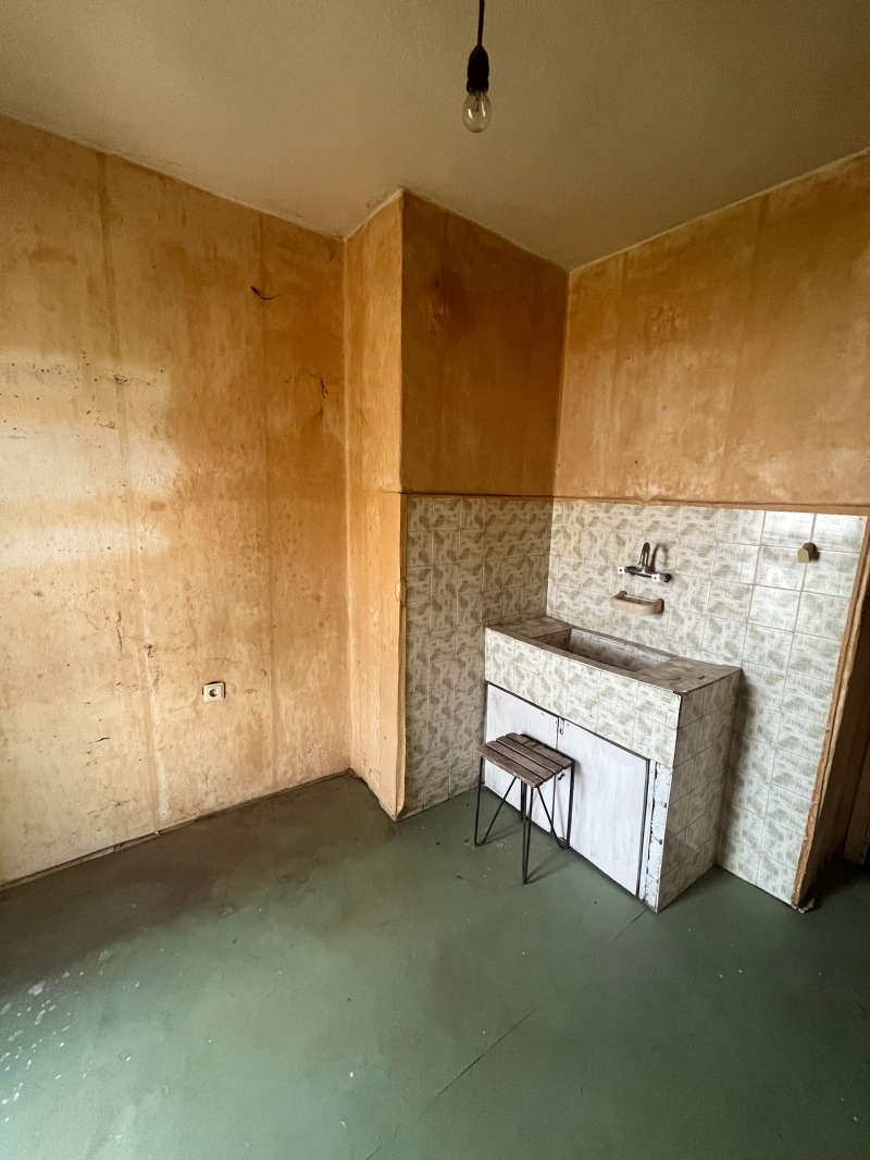 Продается  Студия область Стара Загора , Казанлък , 45 кв.м | 63213856