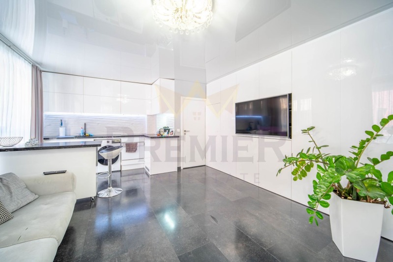 Na sprzedaż  1 sypialnia Warna , Briz , 69 mkw | 60086466