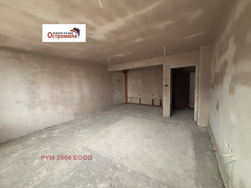 Продава 2-СТАЕН, гр. Пловдив, Остромила, снимка 2 - Апартаменти - 52464138