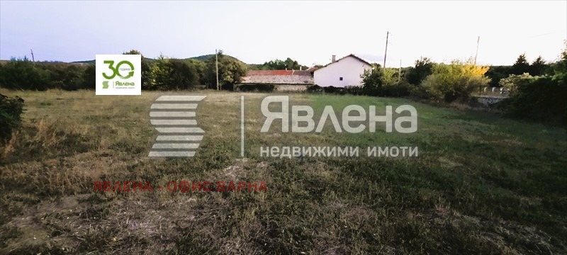 Продава КЪЩА, с. Габърница, област Варна, снимка 8 - Къщи - 54385040
