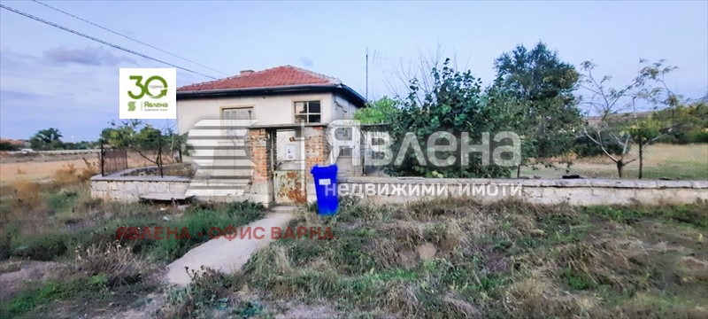 Продава КЪЩА, с. Габърница, област Варна